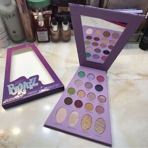 Revolution Beauty ~ ‘YASMIN’ Bratz X Revolution Eyeshadow Palette ~ RARE ~ NIB